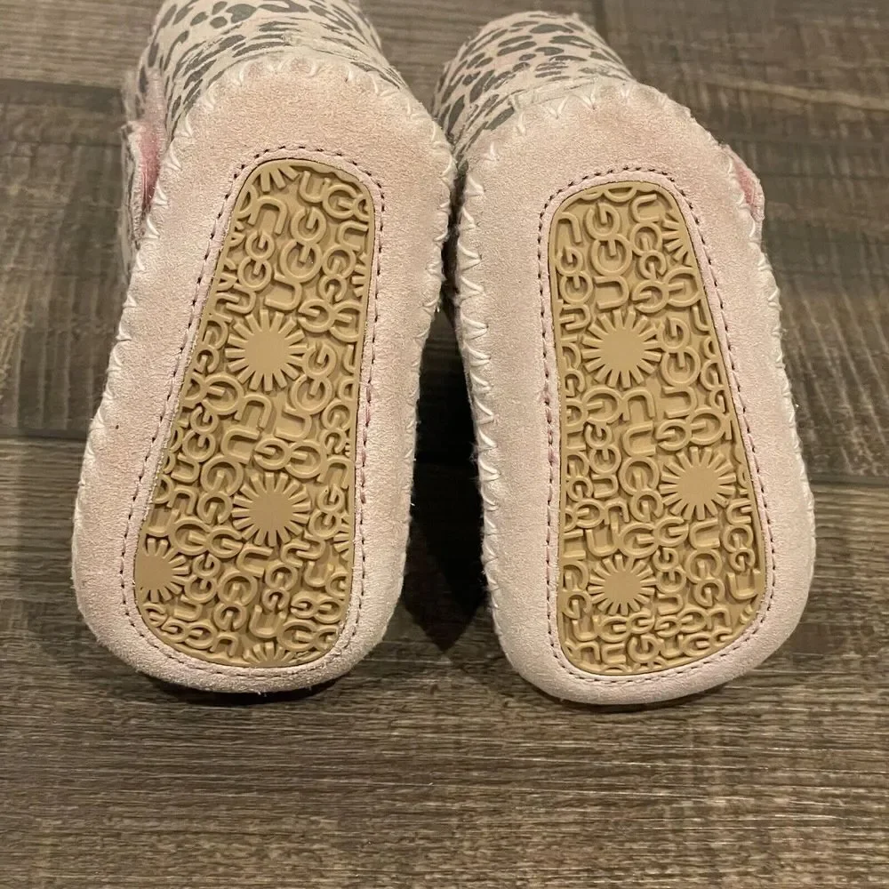 Ugg Australia Cassie Pink Leopard Infant Boots Size 0/1 XSmall 0-6 Months EUC